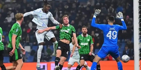 轮换主力仍大胜！国米5-0横扫萨索诺，阿坎吉处子球+劳塔罗追队史，齐沃执教封神