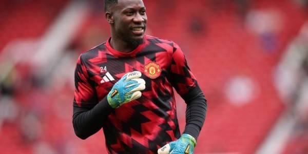 太惨！英媒：奥纳纳季前被告知自己是曼联一门，他还拒绝了摩纳哥