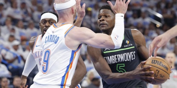 雷霆先抑后扬拿捏高端局 狼队阵容硬伤一战全暴露？