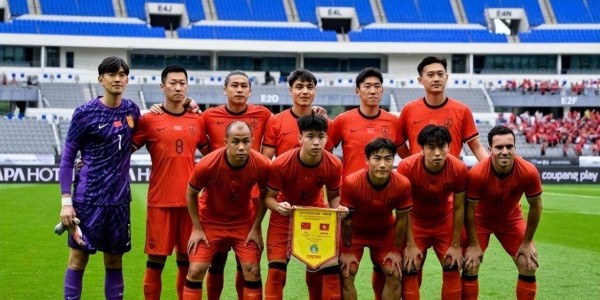 喜讯！德甲门兴俱乐部官宣将在8月份扎堆引进多位上海国脚，蒯纪闻+刘诚宇领衔