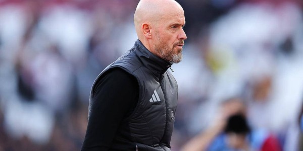 滕哈赫将带领勒沃库森挑战德甲！合约至2027年！