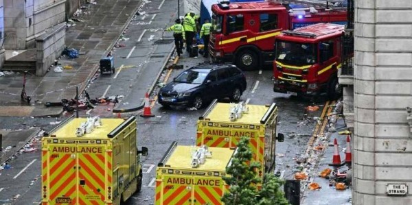 驾车冲撞利物浦队夺冠庆祝球迷！英国54岁男子被判21年6个月