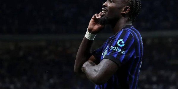 谁将竞逐2026年金球奖？姆巴佩为皇马闪耀，哈兰德效力曼城